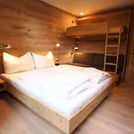 Smaragdresort 4.6 Apartament *
